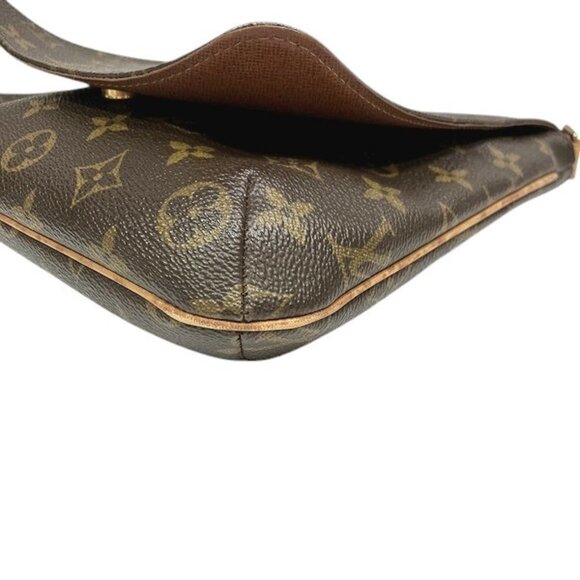 LOUIS VUITTON Brown Monogram Shoulder Bag - Picture 7 of 9